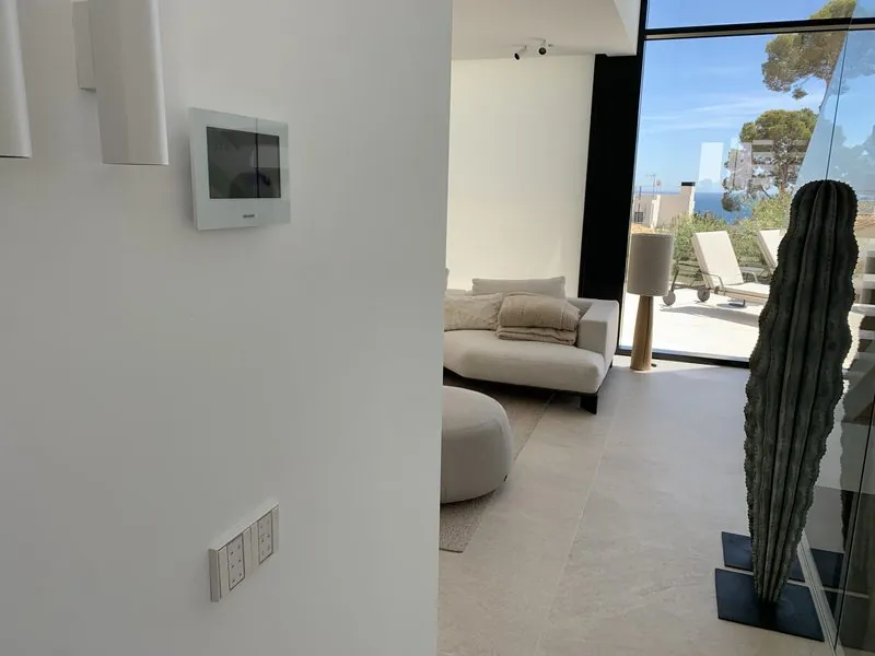 Instalación videoportero villa de lujo Costa Blanca